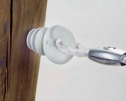 Dare White Equine Rope Ring Insulators 2671W - Electric Fencing