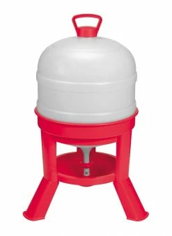 Miller Manufacturing Company Miller Manufacturing 8 Gallon Capacity Plastic Dome Chicken Water - DOMEWTR8 - Chicken Waterers
