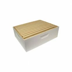 Harvest Lane Honey Medium Assembled/Painted Box with 10 Frames & Foundation - WWBCM-102 - Hive Boxes & Parts