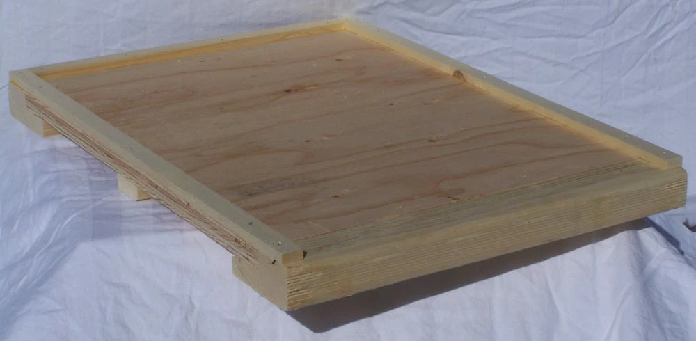 Harvest Lane Honey Beehive Solid Bottom Board - WWSS-101 - Hive Boxes & Parts - Image 3